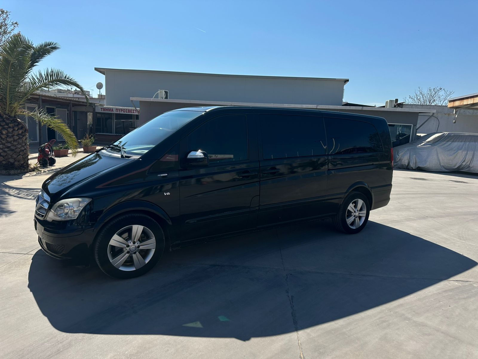 Athens minivan